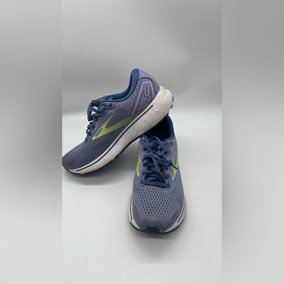 Brooks Women's Athletic Shoes - Blue and Gray - Picture 5 of 5